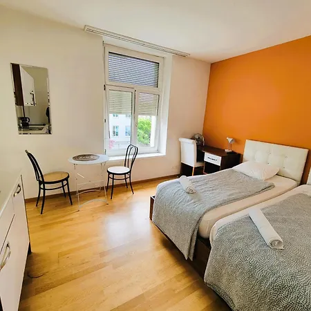 Apartment Renovated Near Sees - Self Checkin Zürich